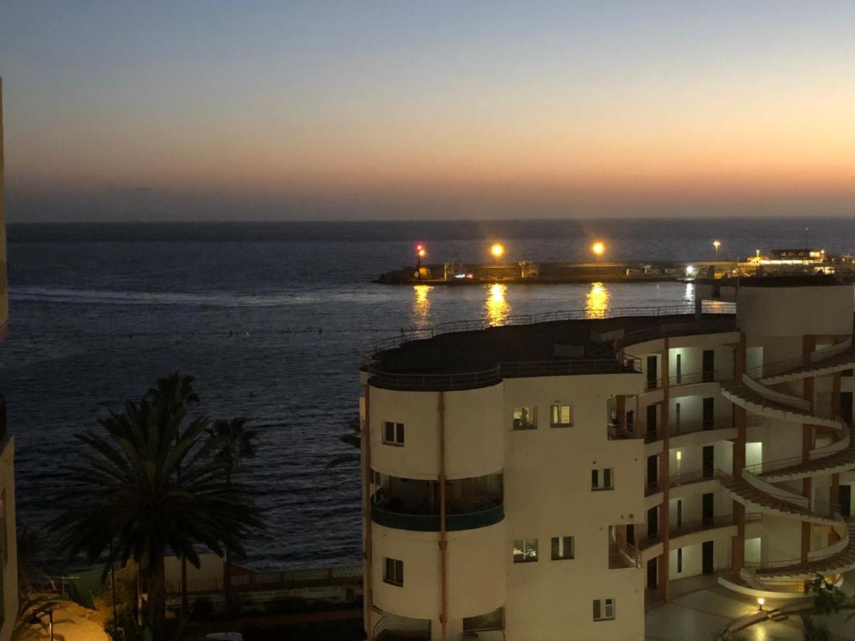 Апартаменты First Line Sea, Luxury Penthouse, Sea And Sunset View Vivenda Vacational Guayero 618 Лос Кристианос Экстерьер фото