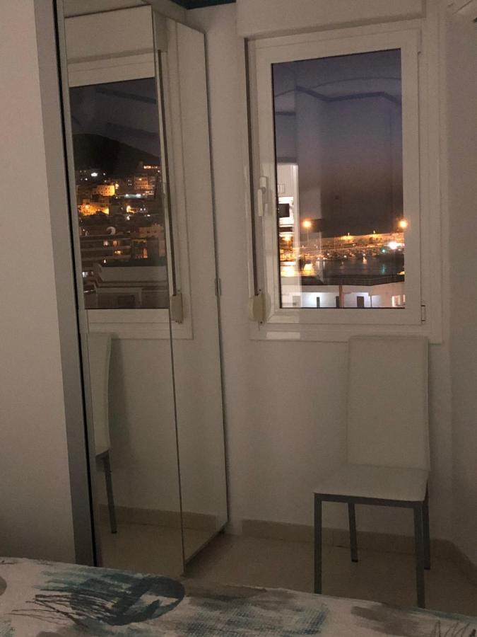 Апартаменты First Line Sea, Luxury Penthouse, Sea And Sunset View Vivenda Vacational Guayero 618 Лос Кристианос Экстерьер фото