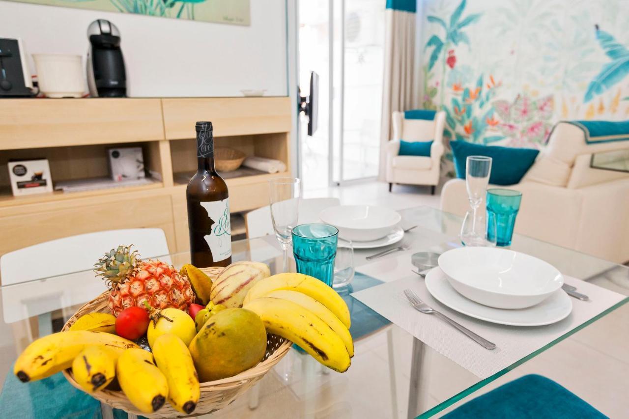 Апартаменты First Line Sea, Luxury Penthouse, Sea And Sunset View Vivenda Vacational Guayero 618 Лос Кристианос Экстерьер фото