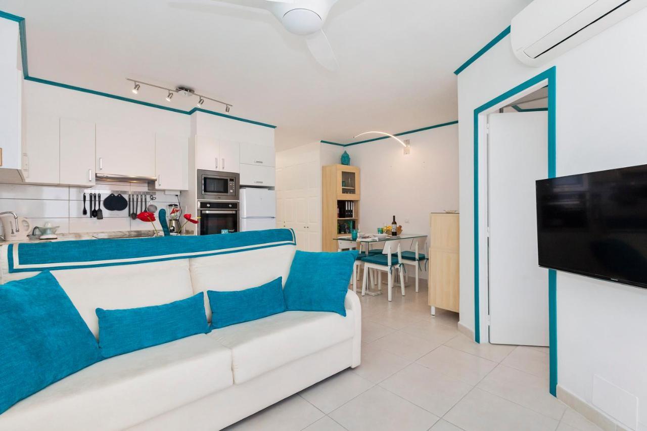 Апартаменты First Line Sea, Luxury Penthouse, Sea And Sunset View Vivenda Vacational Guayero 618 Лос Кристианос Экстерьер фото